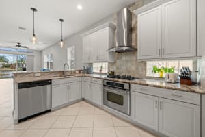 104 Willow Grove Avenue, Port Saint Lucie, FL 34986 - MLS#R11160649