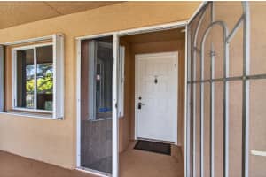 5876 Regal Glen Drive, Boynton Beach, FL 33437 - MLS#R11160697