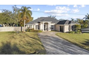 2161 Hyacinth Street, Port Saint Lucie, FL 34953 - MLS#R11160714