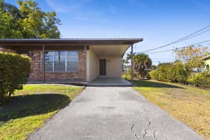 110 12th Avenue, South Bay, FL 33493 - MLS#R11160812