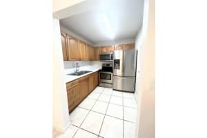 600 Village Green Court, Palm Springs, FL 33461 - MLS#R11160813