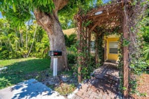 1602 L Street, Lake Worth Beach, FL 33460 - MLS#R11160817