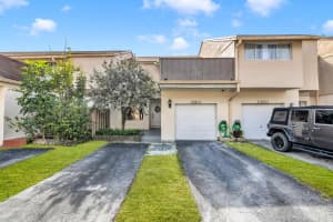 881 Nw 81 Way 3, Plantation, Fl 33324, Plantation
