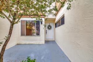 881 81 Way, Plantation, FL 33324 - MLS#R11160879