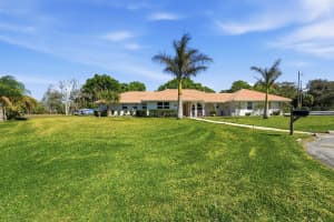 1100 Fleetwood Lane, Fort Pierce, FL 34982 - MLS#R11160890