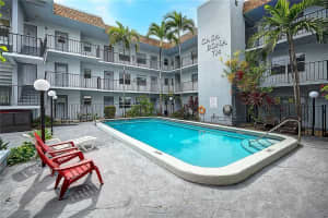 714 10th Street, Hallandale Beach, FL 33009 - MLS#R11160911