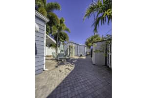 320 J Street, Lake Worth Beach, FL 33460 - MLS#R11160915