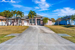 374 Sw Kestor Drive, Port St. Lucie, Fl 34953, Port Saint Lucie