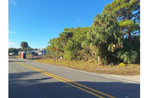 4609 Sunset Boulevard, Fort Pierce, FL 34982 Sold 02/26/26