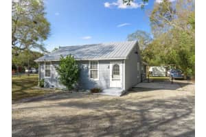 925 27th Avenue, Vero Beach, FL 32960 - MLS#R11161030