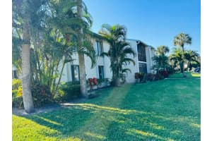 1115 Green Pine Boulevard, West Palm Beach, FL 33409 - MLS#R11161052