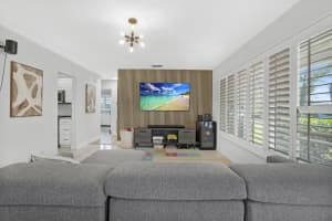 351 28th Road, Boca Raton, FL 33431 - MLS#R11161053