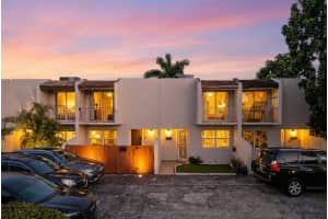 5909 Sw 36th Court 14, Davie, Fl 33314, Davie