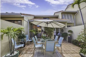 301 Old Meadow Way, Palm Beach Gardens, FL 33418 - MLS#R11161058