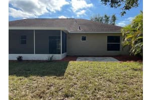 117 Glenwood Drive, Port Saint Lucie, FL 34984 - MLS#R11161087