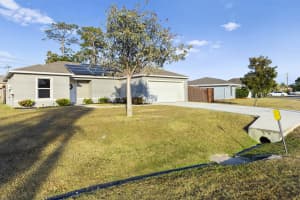 417 Seahouse Drive, Port Saint Lucie, FL 34983 - MLS#R11161094