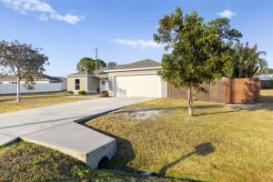 417 Seahouse Drive, Port Saint Lucie, FL 34983 Sold 03/13/26