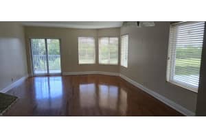 815 Boynton Beach Boulevard, Boynton Beach, FL 33426 - MLS#R11161097