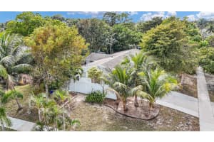 702 Sunset Drive, Lake Worth Beach, FL 33461 - MLS#R11161101