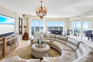 2700 Ocean Drive, West Palm Beach, FL 33404 - MLS#R11161148