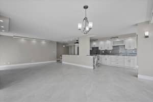 5540 Ocean Drive, Singer Island, FL 33404 - MLS#R11161166