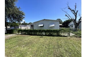 9301 61st Drive, Okeechobee, FL 34974 - MLS#R11161255