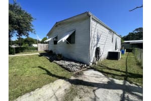 9301 61st Drive, Okeechobee, FL 34974 - MLS#R11161255
