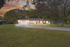 2902 Grove Drive, Fort Pierce, FL 34981 - MLS#R11161311