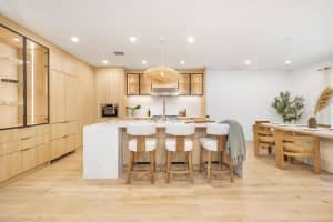 350 Colonial Road, West Palm Beach, FL 33405 - MLS#R11161321