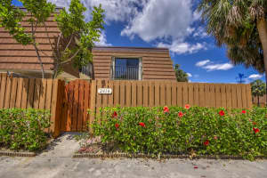 2414 24th Court, Jupiter, FL 33477 - MLS#R11161329