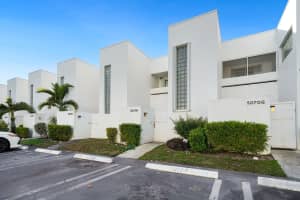 5070 Elmhurst Road F, West Palm Beach, Fl 33417, West Palm Beach