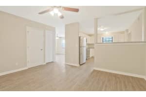 6477 Copper Ln 01, Jacksonville, Fl 32210 Jacksonville, FL 32210 - Off Market