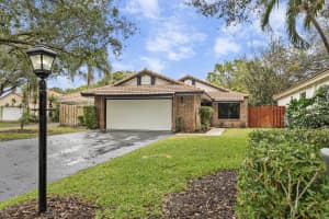 4165 1st Court, Delray Beach, FL 33445 - MLS#R11161402