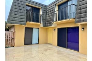 2435 24th Way, West Palm Beach, FL 33407 - MLS#R11161417