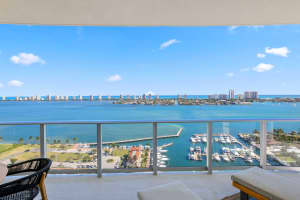 220 Lake Shore Drive, Lake Park, FL 33403 - MLS#R11161442