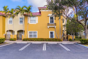 183 Lake Monterey Circle, Boynton Beach, FL 33426 - MLS#R11161469