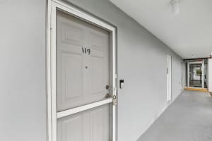 250 67th Street, Boca Raton, FL 33487 - MLS#R11161521