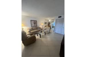 21 Abbey Lane, Delray Beach, FL 33446 - MLS#R11161523