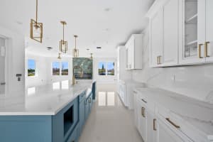 107 Desota Street, Fort Pierce, Fl 34949 Hutchinson Island, FL 34949 - Off Market