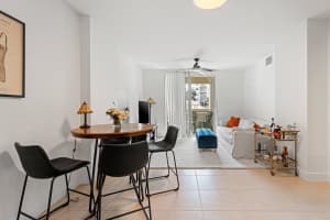 610 Clematis Street, West Palm Beach, FL 33401 - MLS#R11161611