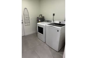 2314 Pinecrest Court, West Palm Beach, FL 33415 - MLS#R11161619