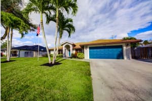 1116 Northumberland Court, Wellington, FL 33414 - MLS#R11161698