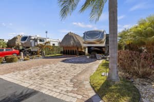 532 38th Trace, Okeechobee, FL 34974 - MLS#R11161755