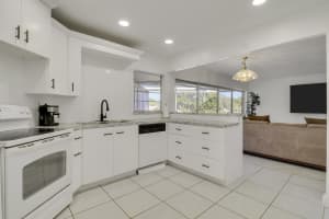 7 Greenway Village N 202, Royal Palm Beach, Fl 33411, West Palm Beach