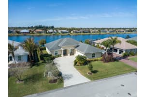 907 Yearling Trail, Sebastian, FL 32958 - MLS#R11161850