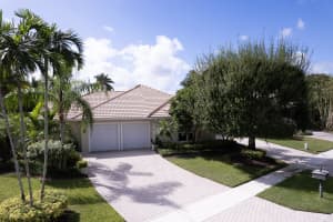 2771 Twin Oaks Way, Wellington, FL 33414 - MLS#R11161880