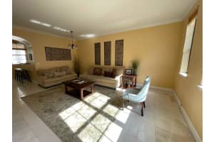 663 Hibiscus Street, West Palm Beach, FL 33401 - MLS#R11161887