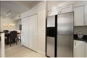 802 Windward Way, Lantana, FL 33462 - MLS#R11161974