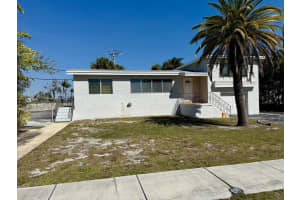 401 15 Terrace, Boca Raton, FL 33432 - MLS#R11161996