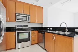 701 Olive Avenue, West Palm Beach, FL 33401 - MLS#R11162018